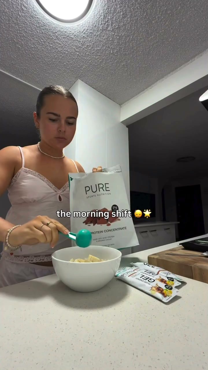 PURE Sports Nutrition ad. Angle: Race day starts at breakfast: Laylah's 2:53 marathon