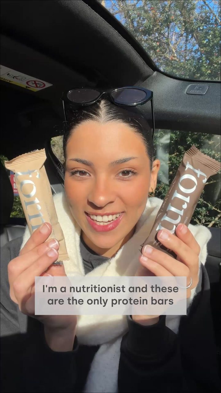Form Nutrition ad. Angle: Power your day anywhere: award-winning plant protein in a bar