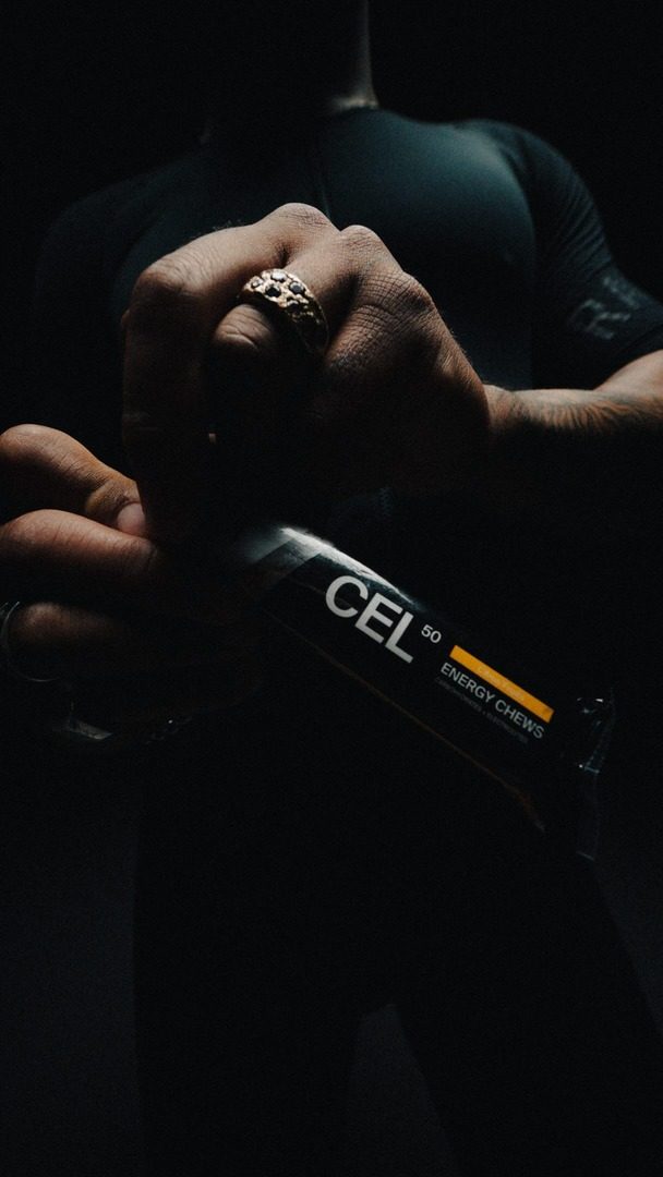 STYRKR ad. Angle: Modular chew: 50 g carbs split into five 10 g chews