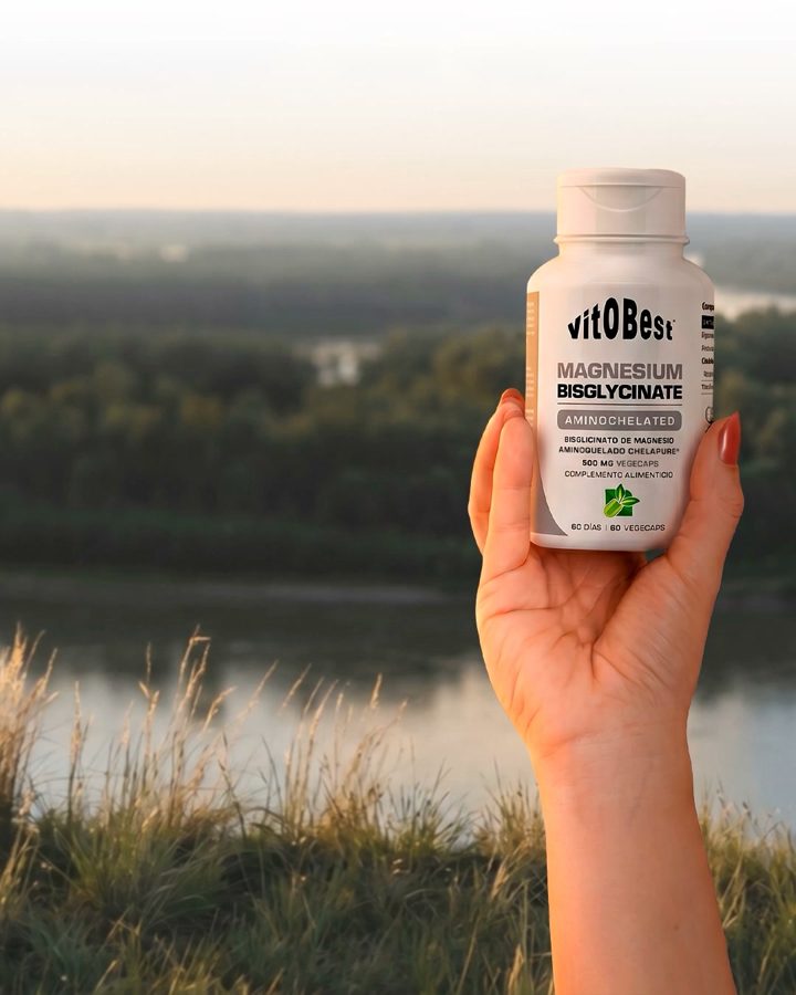 Vitobest ad. Angle: Discover the new magnesium: 100mg elemental per capsule, gentle on digestion