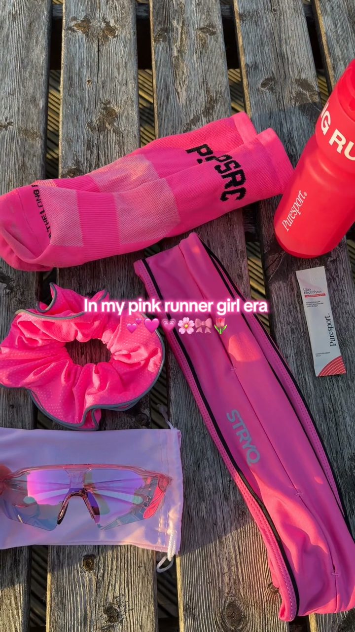 Puresport ad. Angle: "In my pink runner girl era": 30% off + free bottle