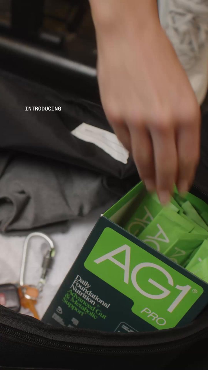 AG1 ad. Angle: The daily greens you know, now with creatine and gut support