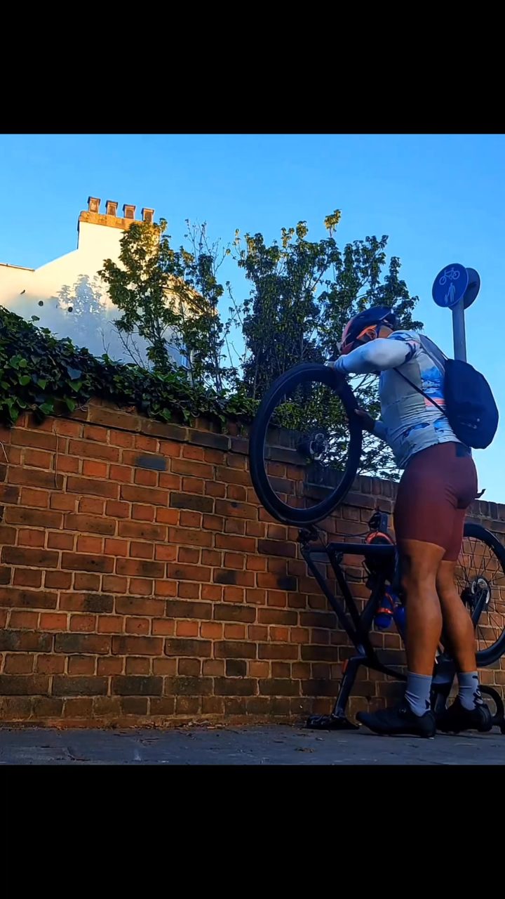 SiS Science in Sport ad. Angle: Built for training, ready for race day