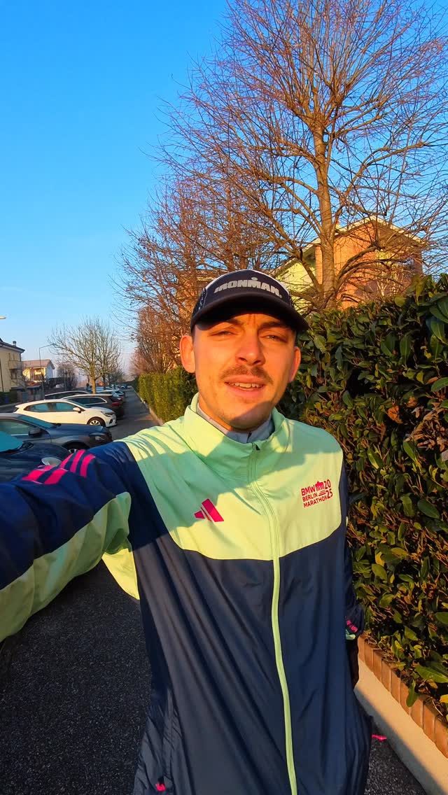 4Endurance ad. Angle: A long run to close week one of marathon training (with a code)
